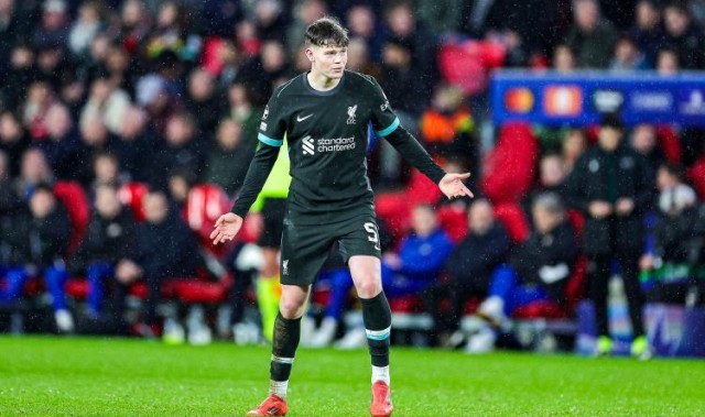 TA：利物浦和20岁中场麦康奈尔续约5年，球员将租借加盟阿贾克斯